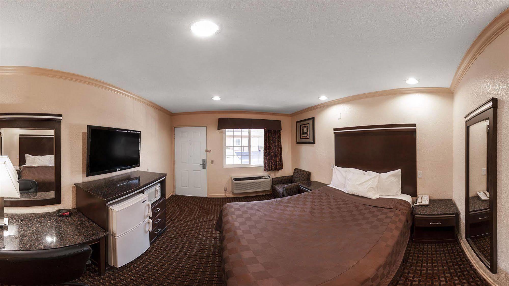 Rodeway Inn National City San Diego South Екстериор снимка